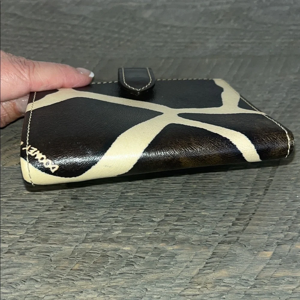 Dooney & Bourke Leather Giraffe Print Wallet - Picture 8 of 11